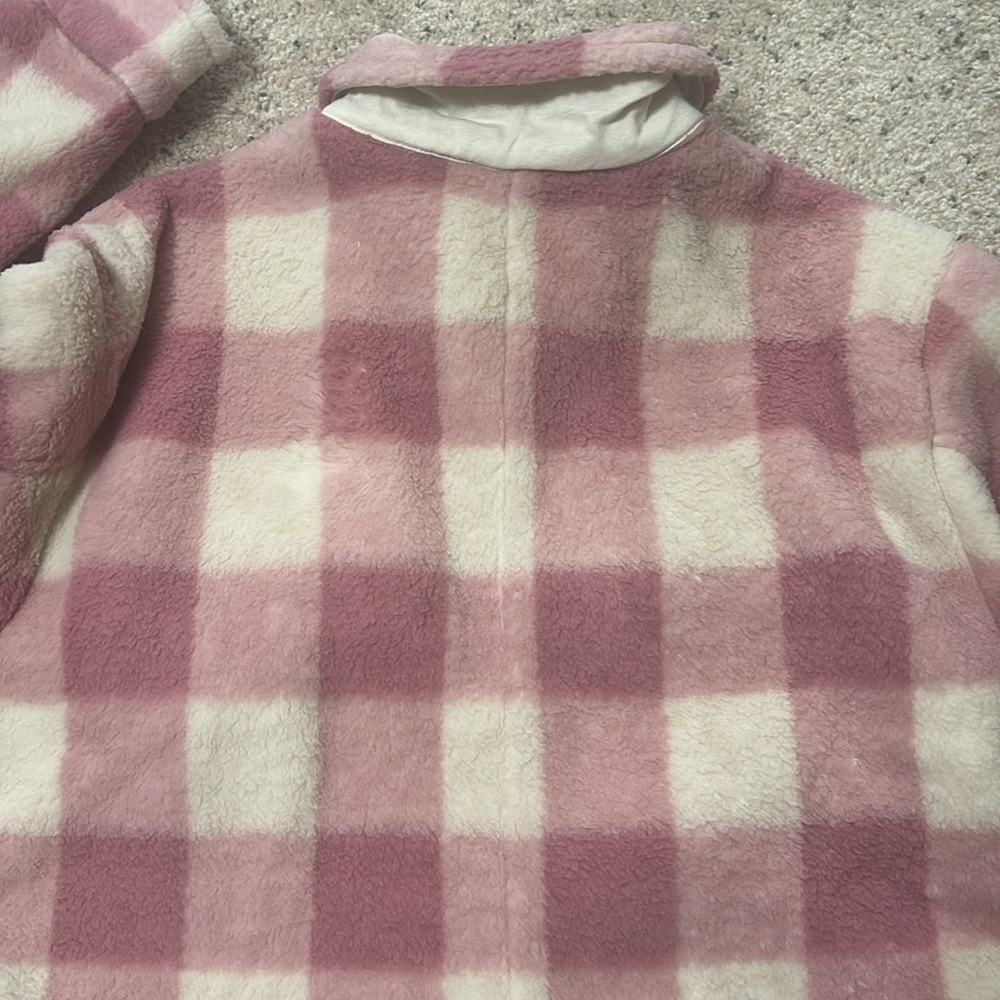 New Aeropostale fleece top. Chest and side pockets 4 - Picture 5 of 5